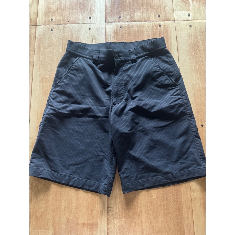 Under Armour Mens Golf Shorts Size 32 Black Pinstripe Performance Stretch Sport